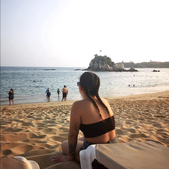 Meet your Posher, Casidy - Picture 1 of 1